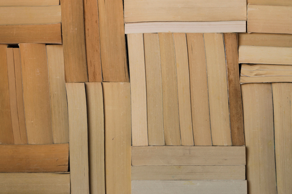 MDF (Medium Density Fiberboard)