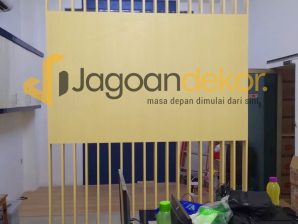 Partisi Ruangan Skat Ruangan Minimalis Modern Blockboard Finishing HPL - PT. Jaya Putra Panipahan