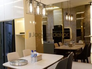 Ruang Makan Interior Custom Blockboard Finishing HPL - Bapak Ernest