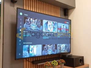 Backdrop TV Furnitur Interior Hiasan Dinding Set Kabinet Pajangan Blockboard Finishing HPL - Ibu Ratih