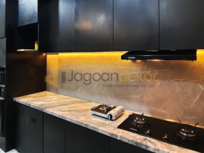Kitchen Set Earth Tone Kombinasi Black Matte Blockboard Finishing HPL Counter Top Marmer - Bapak Juananto